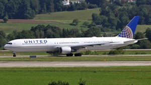 Photo of N68061 - Boeing 767-424(ER) operated by United Airlines
