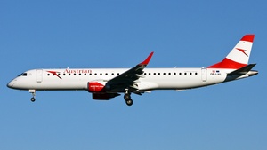 Photo of OE-LWL - Embraer ERJ-195LR operated by Austrian Airlines