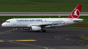 Photo of TC-EIA - Airbus A320-233 operated by Turkish Airlines