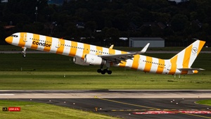 Photo of D-ABOJ - Boeing 757-330 operated by Condor