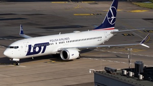 Photo of SP-LVT - Boeing 737 MAX 8 operated by LOT Polish Airlines