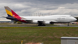 Photo of HL7417 - Boeing 747-48E(BDSF) operated by Asiana Cargo