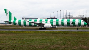 Photo of D-ABOL - Boeing 757-330 operated by Condor