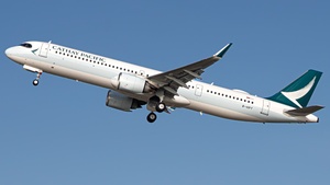 Photo of B-HPT - Airbus A321-251NX operated by Cathay Pacific Airways