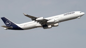 Photo of D-AIFE - Airbus A340-313 operated by Lufthansa