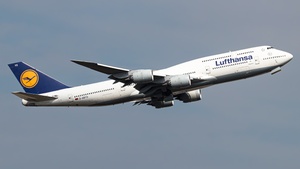 Photo of D-ABYO - Boeing 747-830 operated by Lufthansa