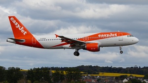 G-EZUC - Airbus A320-214