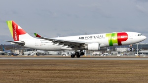 Photo of CS-TOP - Airbus A330-202 operated by TAP Air Portugal