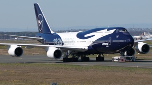 Photo of D-ABYN - Boeing 747-830 operated by Lufthansa