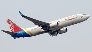 Photo of YI-BAX - Boeing 737-86N operated by Fly Baghdad