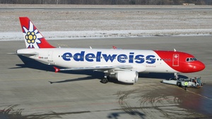 Photo of HB-JLR - Airbus A320-214 operated by Edelweiss Air