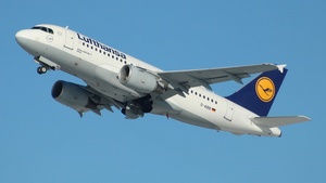 Photo of D-AIBB - Airbus A319-112 operated by Lufthansa