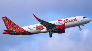 Photo of PK-LUV - Airbus A320-214 operated by Batik Air