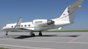 Photo of N122RS - Gulfstream GIV-SP operated by Private
