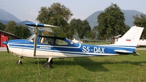Photo of S5-DAX - Reims-Cessna F172G Skyhawk operated by Aeroklub Alpski Letalski center Lesce