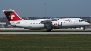 Photo of HB-IXR - British Aerospace Avro RJ100 operated by Swiss International Air Lines