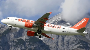 Photo of G-EZWC - Airbus A320-214 operated by easyJet