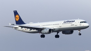 Photo of D-AIDD - Airbus A321-231 operated by Lufthansa