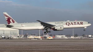Photo of A7-BEV - Boeing 777-3DZ(ER) operated by Qatar Airways