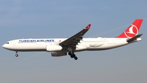 Photo of TC-LOB - Airbus A330-343 operated by Turkish Airlines