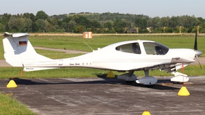 Photo of D-EETH - Diamond DA40 Diamond Star TDI operated by Private