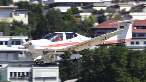 Photo of D-ERFI - Diamond DA40 Diamond Star TDI operated by Flugsportzentrum Tirol