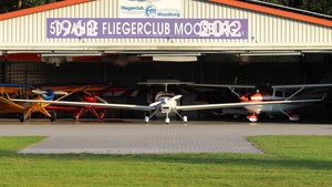 Photo of D-KYPP - Diamond HK36TC Super Dimona operated by Fliegerclub Moosburg