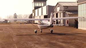 Photo of D-EHAM - Cessna 172B Skyhawk operated by Private
