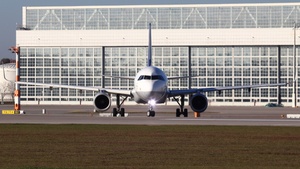 Photo of D-AIWB - Airbus A320-214 operated by Lufthansa