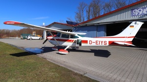 D-EIYS - Reims-Cessna F182Q Skylane II