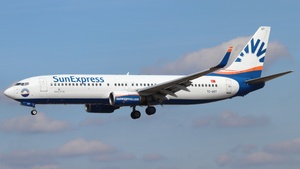 Photo of TC-SOT - Boeing 737-8Z9 operated by SunExpress