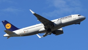 Photo of D-AINH - Airbus A320-271N operated by Lufthansa