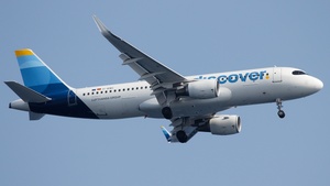 Photo of D-AIWC - Airbus A320-214 operated by Discover Airlines