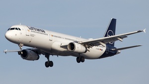 Photo of D-AIDM - Airbus A321-231 operated by Lufthansa