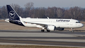 Photo of D-AIUO - Airbus A320-214 operated by Lufthansa