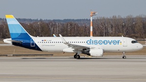 Photo of D-AIWF - Airbus A320-214 operated by Discover Airlines