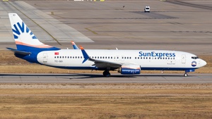 Photo of TC-SEI - Boeing 737-8HC operated by SunExpress