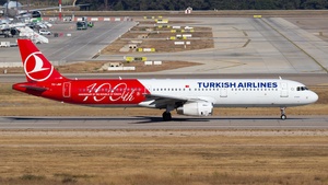 Photo of TC-JRF - Airbus A321-231 operated by Turkish Airlines