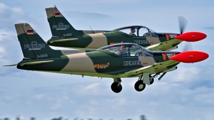 Photo of D-EDUR - SIAI-Marchetti SF.260 operated by Private