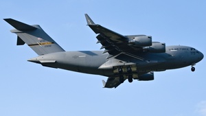 Photo of 92-3292 - McDonnell Douglas C-17A Globemaster III operated by US Air Force