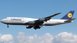 Photo of D-ABYP - Boeing 747-830 operated by Lufthansa