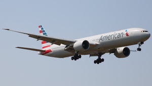 N729AN - Boeing 777-323(ER)