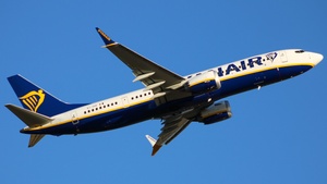 Photo of EI-IHS - Boeing 737 MAX 8-200 operated by Ryanair