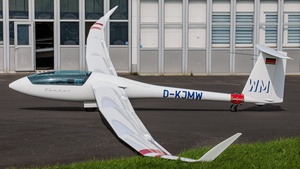 Photo of D-KJMW - Schempp-Hirth Ventus 3T operated by Private