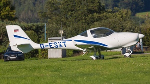 Photo of D-ESXT - Aquila A210 operated by Hanseatischer Fliegerclub Frankfurt