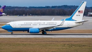 Photo of 05-0730 - Boeing C-40C operated by US Air Force