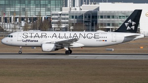 Photo of D-AIZM - Airbus A320-214 operated by Lufthansa