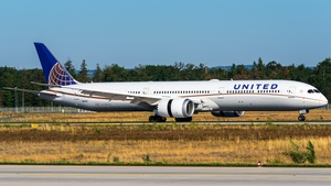 Photo of N16008 - Boeing 787-10 Dreamliner operated by United Airlines