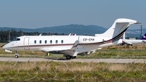 Photo of CS-CHA - Bombardier Challenger 350 operated by NetJets Europe