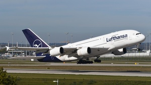 Photo of D-AIMC - Airbus A380-841 operated by Lufthansa